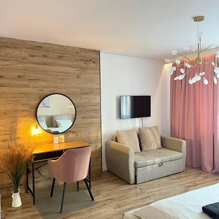 Cozy Spot Center كراكوفيا