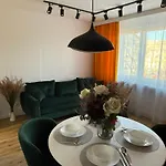 Cozy Spot Center *